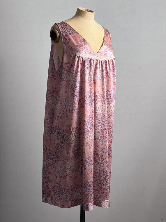 Vintage 1970s/80s Vanity Fair Pink Floral Short N… - image 5