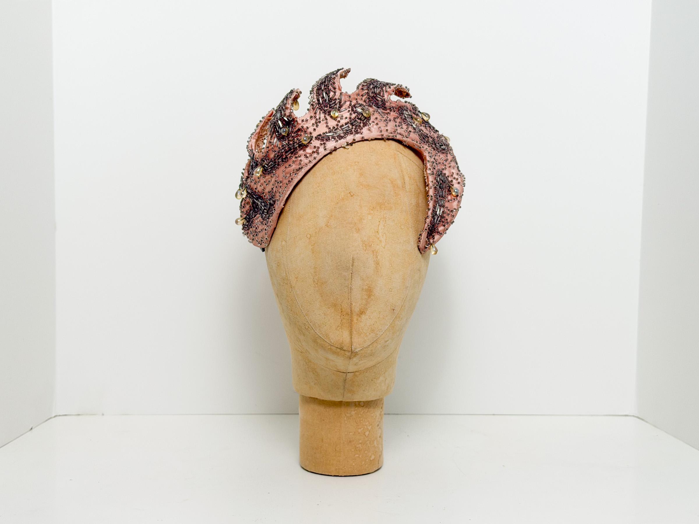 Vintage Originl Madcaps® New York Sculptural Leaf Hat Avant‑Garde Millinery BOHO Multi-Color Original 1960s Vintage Hats for Women for sale  main image 2