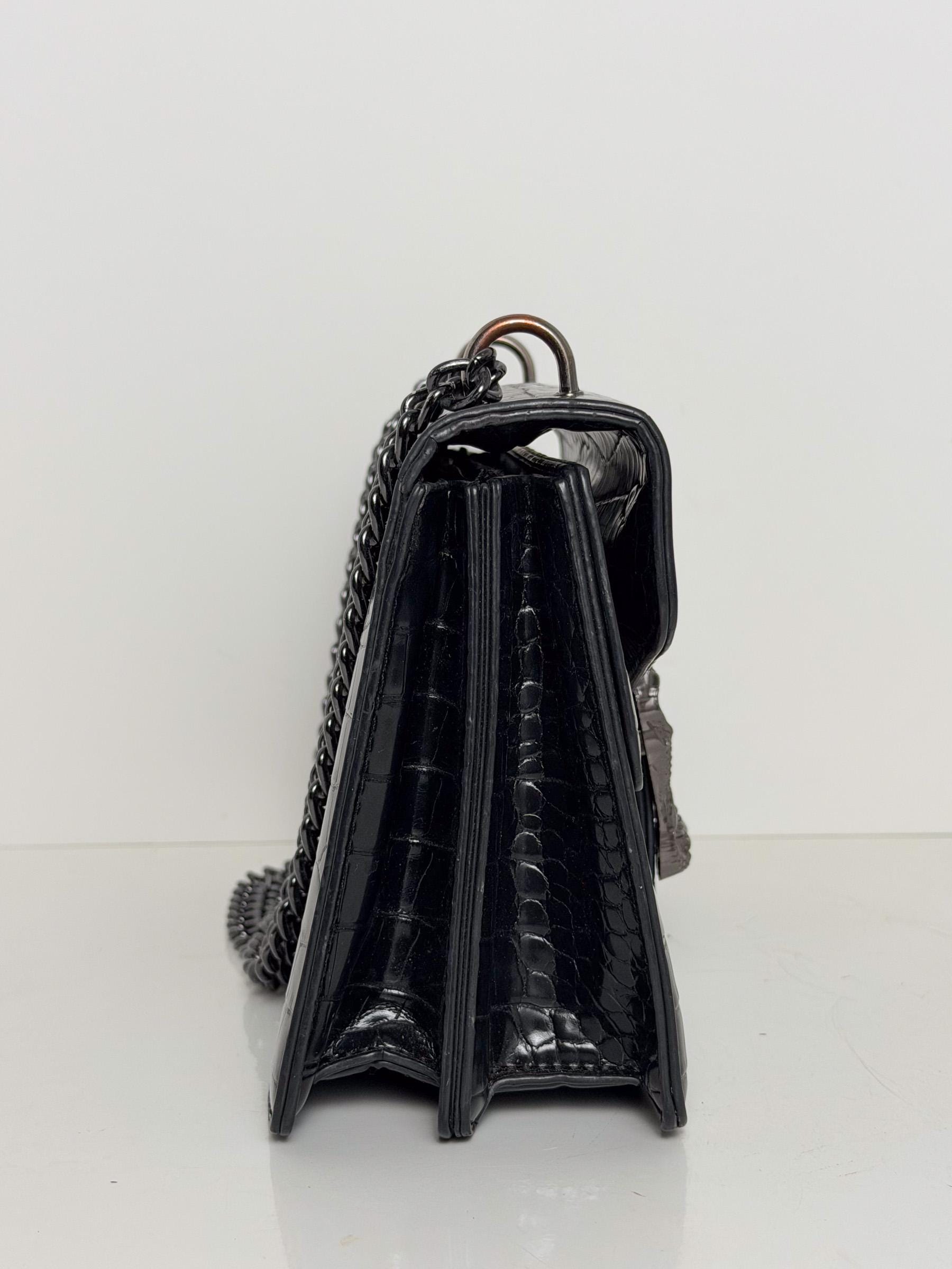 Vintage Y2K Black Crocodile Embossed Shoulder Bag – Faux Leather