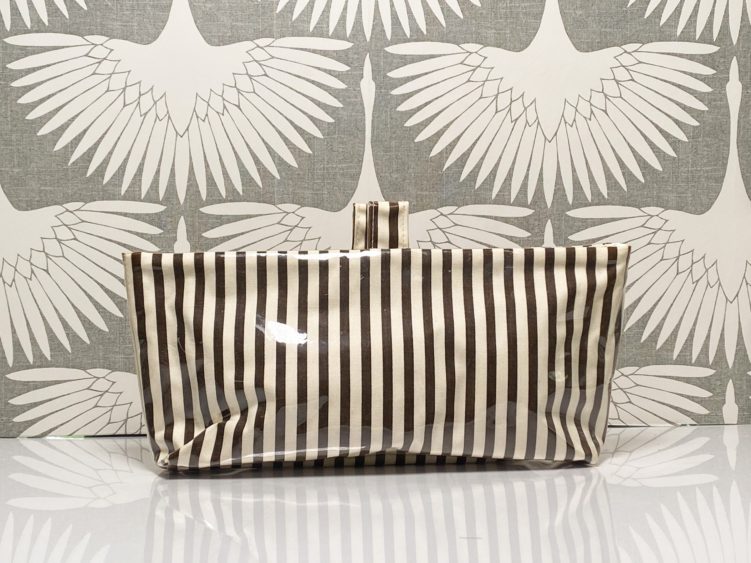 Henri bendel cosmetic bag shop