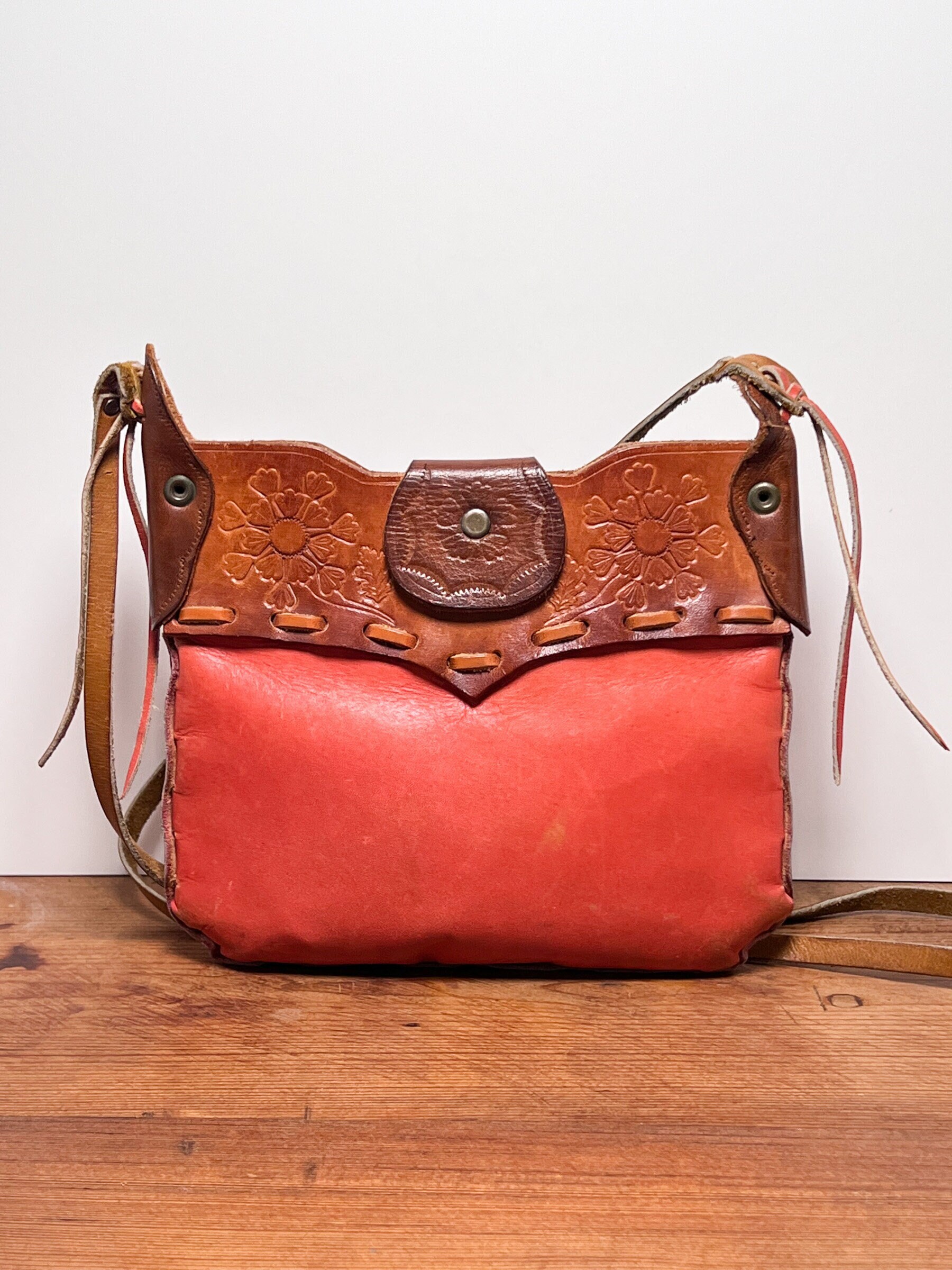 バッグ archive English print Leather hand bag il_fullxfull.4447789585_lb2i.jpg