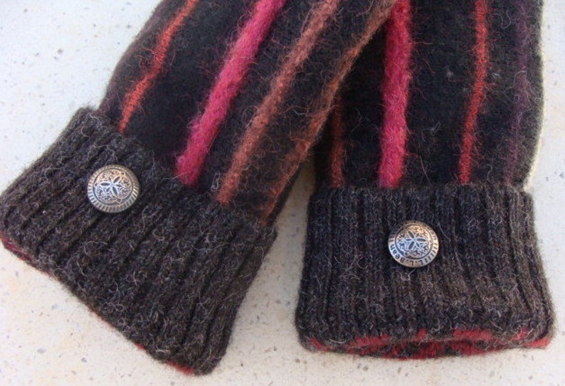 Alpaca Sweater MittensBlack With Raspberry Rust and White StripesWashableFleece LinedWarmer than WoolSize M AdultFashion Metal Button
