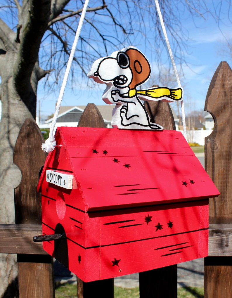 Snoopy Flying Ace birdhouse. image 2