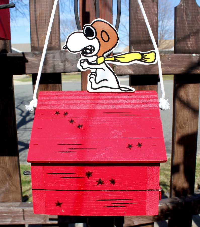 Snoopy Flying Ace birdhouse. image 3