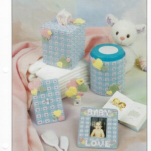 Baby Love Nursery Plastic Canvas Pattern/Annie&#39;s International Plastic Canvas Club