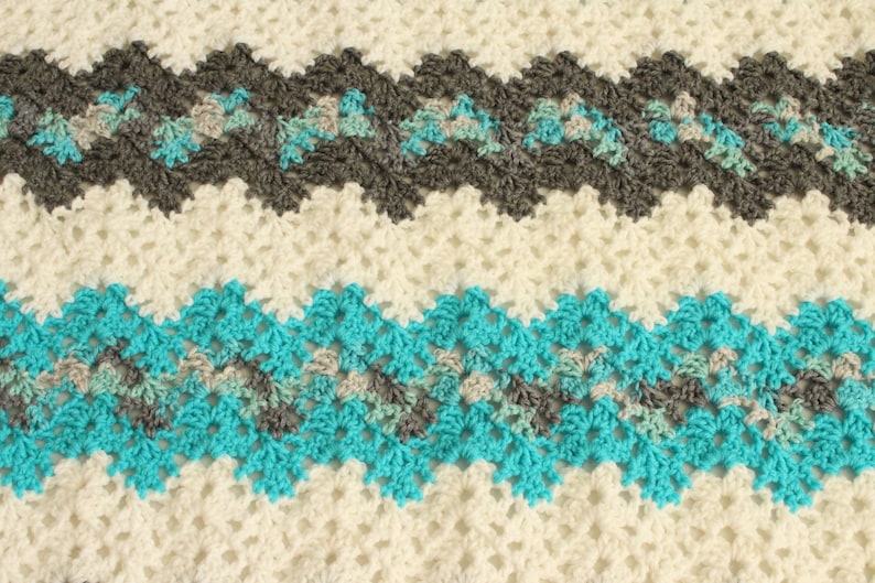 Gray /& White Crochet Ripple Afghan Blanket Throw In Turquoise
