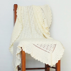 Crochet Baby Heirloom Blanket in Antique White/Baby Shower Gift