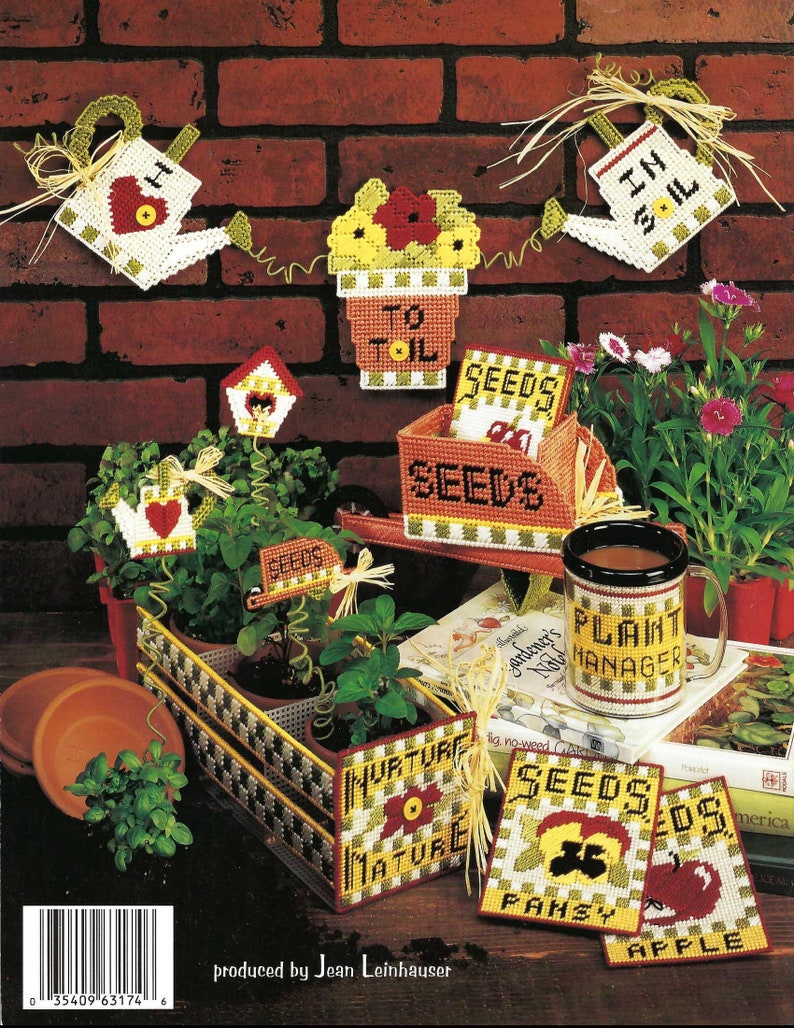 For The Country Gardener Plastic Canvas Pattern Book/American School of Needlework 3174 image 2