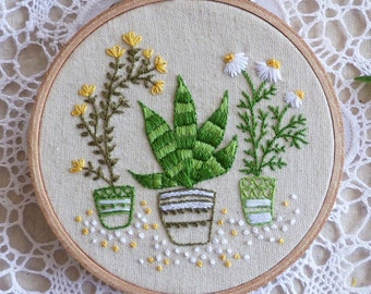 Modern Hand Embroidery Kit | 4 inch (10 cm) Floral Hoop Art Embroidery Pattern by Tamar Nahir - Yanai - HOUSE PLANTS