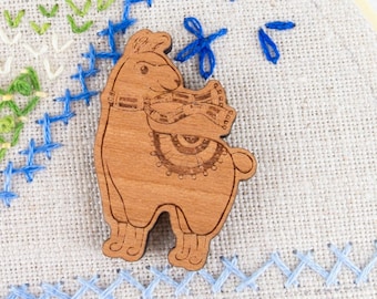 Needle Minder | Needle Keeper Wooden Needle Minder for Cross Stitch, Cute Needleminder for Embroidery - CHILLY LLAMA