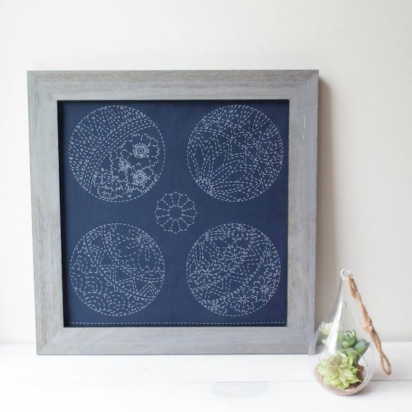 Sashiko Embroidery Kit | Japanese Hand Embroidery, Sashiko Fabric with Pre-Printed Pattern - TEMARI (SC-04)