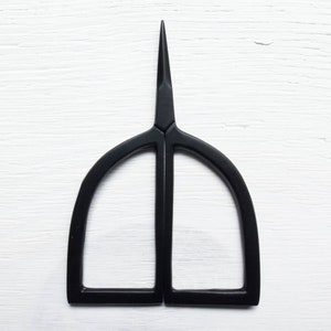 Modern Embroidery Scissors Cute Embroidery Scissor, Sewing Scissors, Thread Snips for Embroidery, Quilting PUDGIE image 6