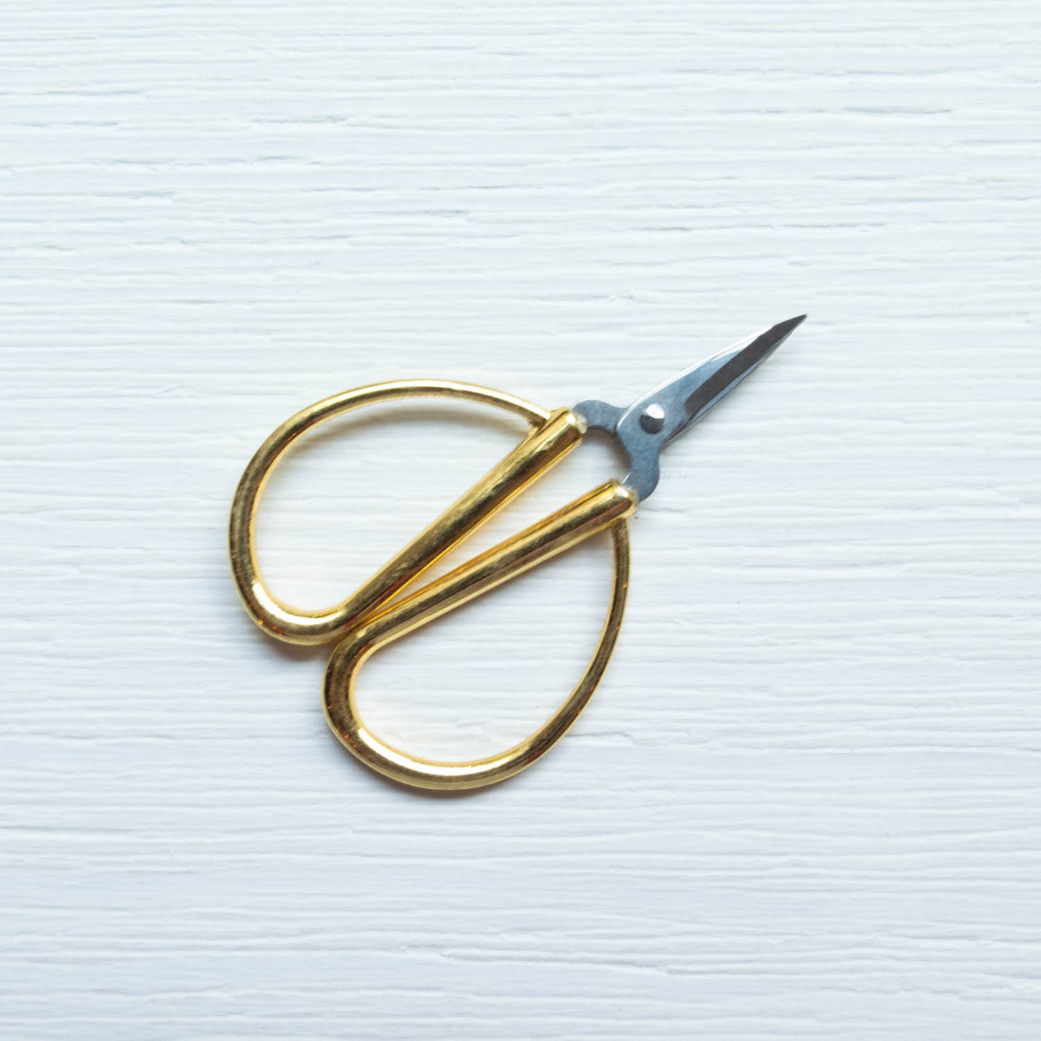 Gold Teardrop Embroidery Scissors - 3 1/2, Hobby Lobby