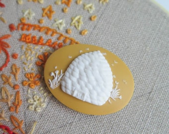 Needle Minder | Beehive Needleminders, Magnet Needleminder Needle Nanny for Cross Stitch, Embroidery, Quilting, Sewing