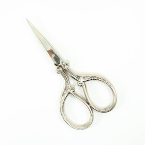 Embroidery Scissors | Silver Scrollwork Embroidery Scissors for Embroidery, Cross Stitch, Quilting, Sewing, Knitting, Needlework