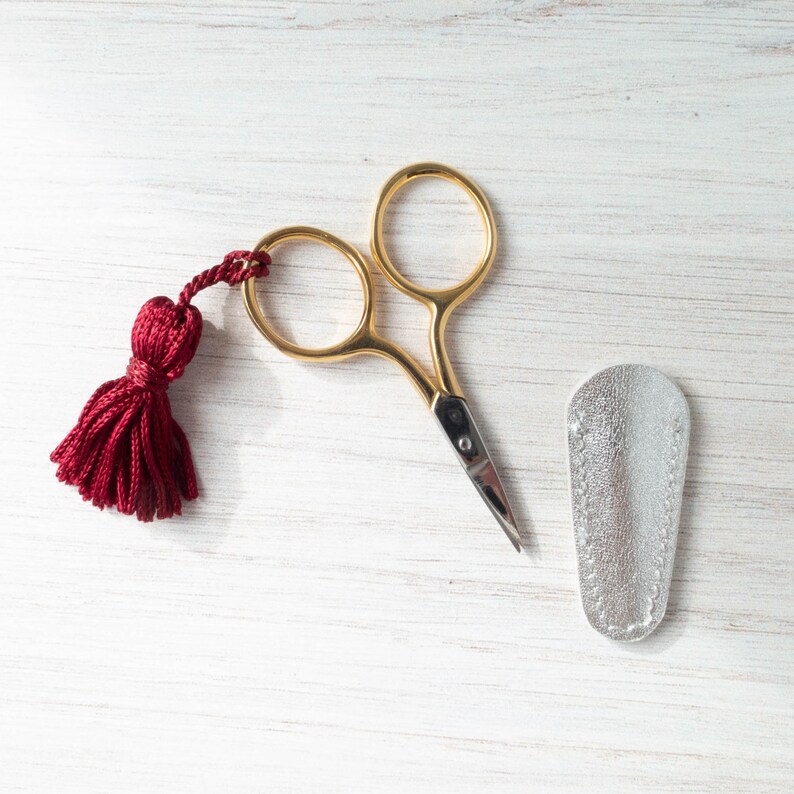 Tiny embroidery scissors small embroidery thread snips  etsy Tiny embroidery scissors small embroidery thread snips  etsy