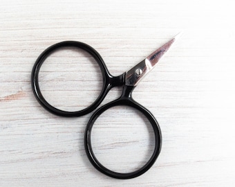 Cute Embroidery Scissors | Small Black Handle Scissors, Modern Embroidery Scissors, Snips, Thread Snips - CLASSIC PUTFORDS