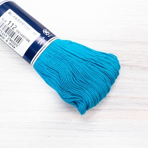 Sashiko Thread | 100 m Large Skein Japanese Cotton Thread for Sashiko Stitching, Visible Mending, Hand Quilting - 100m CYAN BLUE (#112)