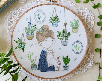Modern Hand Embroidery Kit | 8 inch (20 cm) Hoop Art Embroidery Pattern by Tamar Nahir-Yanai with Girl and Cat - Hair BUN GIRL