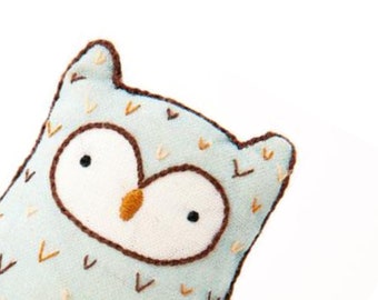 Modern Embroidery Kit | Kiriki Press Plushie Embroidery Kit Doll Making Kit - HORNED OWL