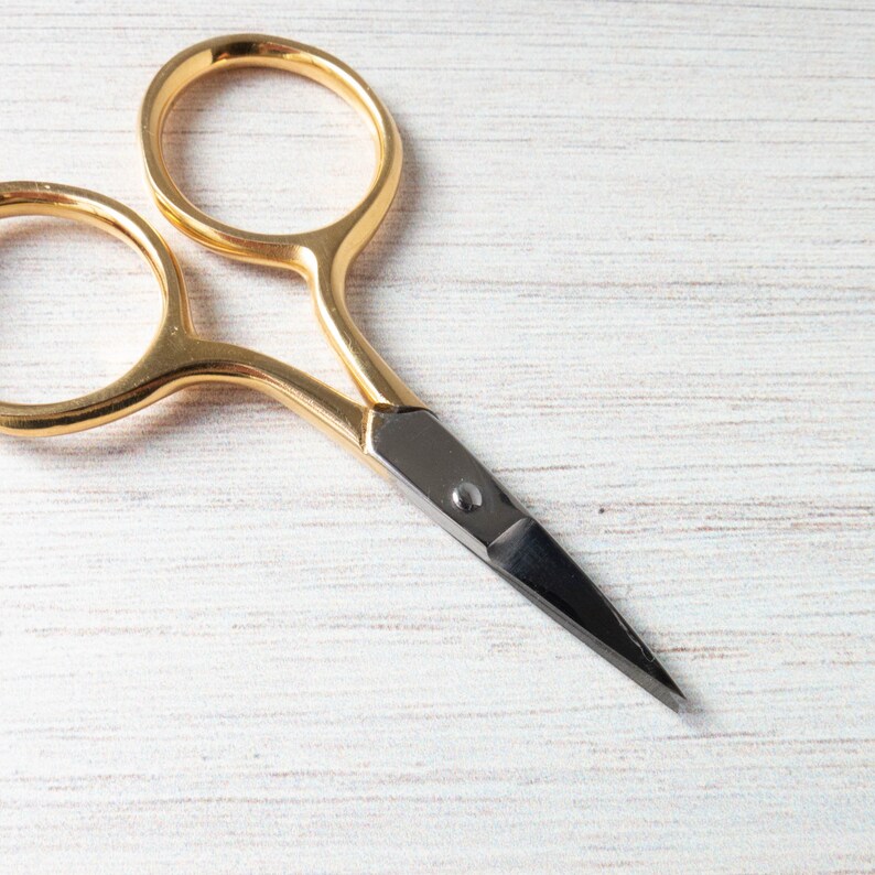 Tiny embroidery scissors small embroidery thread snips  etsy Tiny embroidery scissors small embroidery thread snips  etsy