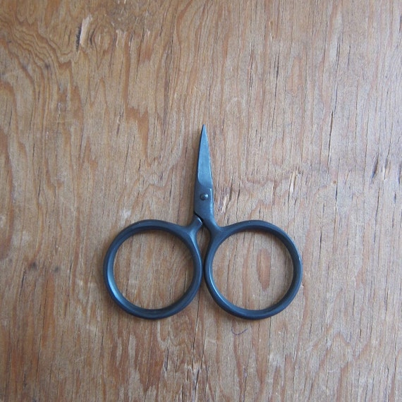 Modern Embroidery Scissors Thread Snips, Sewing Scissors, Small Scissor  Blue Little Gem airplane Friendly Scissors 