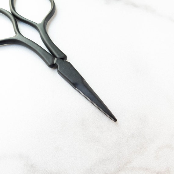 The Silver Gripper Needlework Tweezers - Stitched Modern