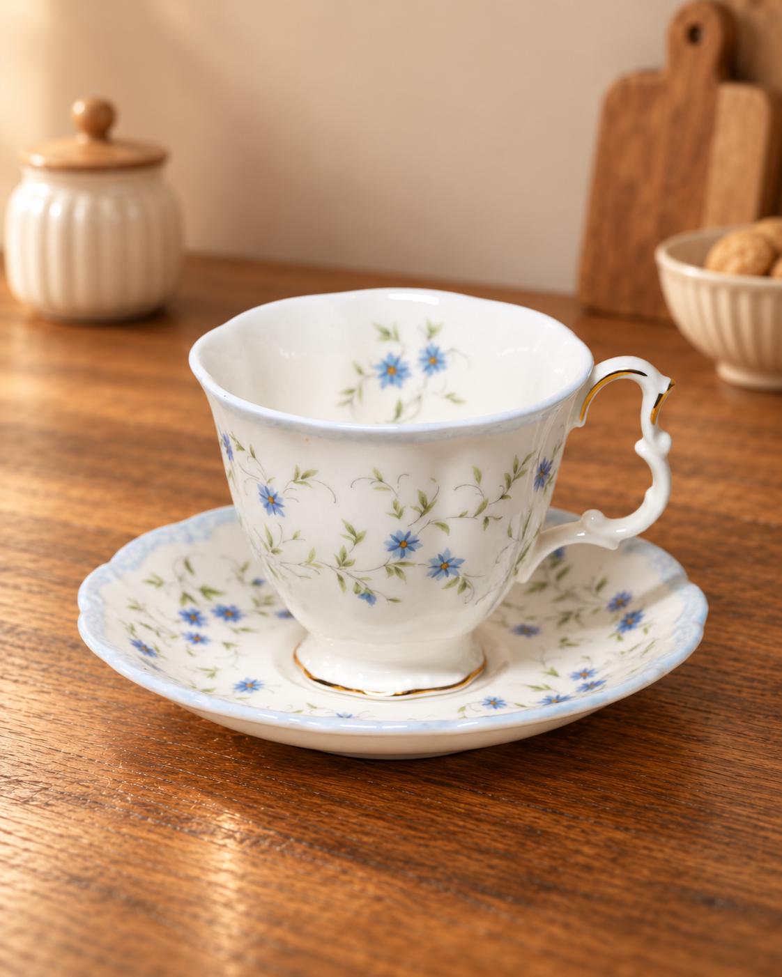 Royal Albert Caroline - Etsy