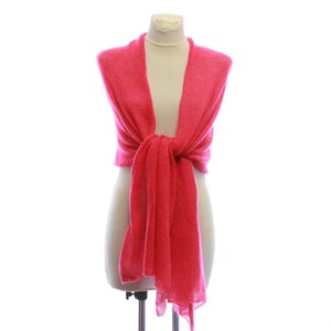 Gestrickter Mohair Lace Schal: Knallrosa Wickelschal