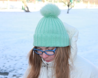 Beanie hat / mint hat / Knitted hat / fall winter hat  / merino wool yarn hat / warm hat / handmade hat / hand knit hat / real fur pom pom