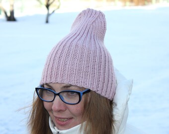 Beanie hat / hand knit hat / Knitted hat / fall winter hat  / pastel colors / warm hat / hand made hat/ pastel pink hat