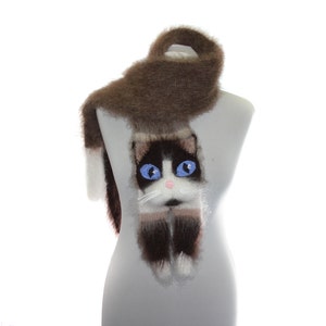 Knitted Scarf ragdoll cat. Fuzzy Soft Scarf. biege brown cat scarf. knited cat scarf. animal scarf. Snowshoe Cat image 2