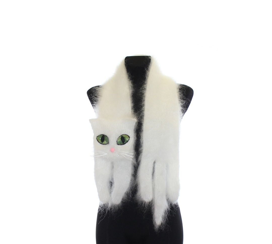 はる様専用、ザックリ手編みのふわふわマフラー、わんちゃん猫ちゃん用