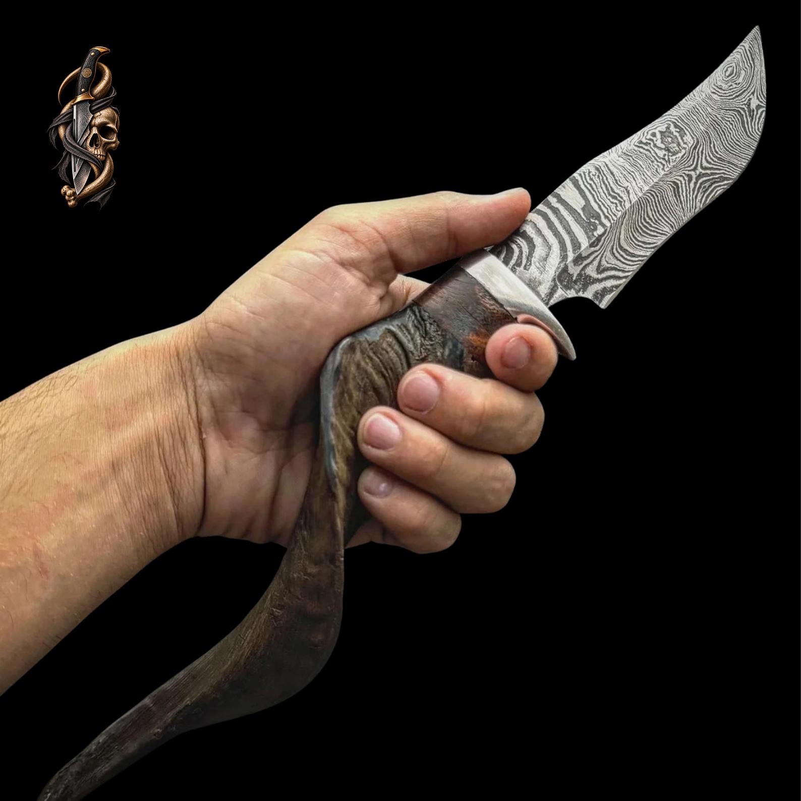 Damascus Steel Knife: Mountain Goat Horn Handle, Leather Sheath thumbnail 2