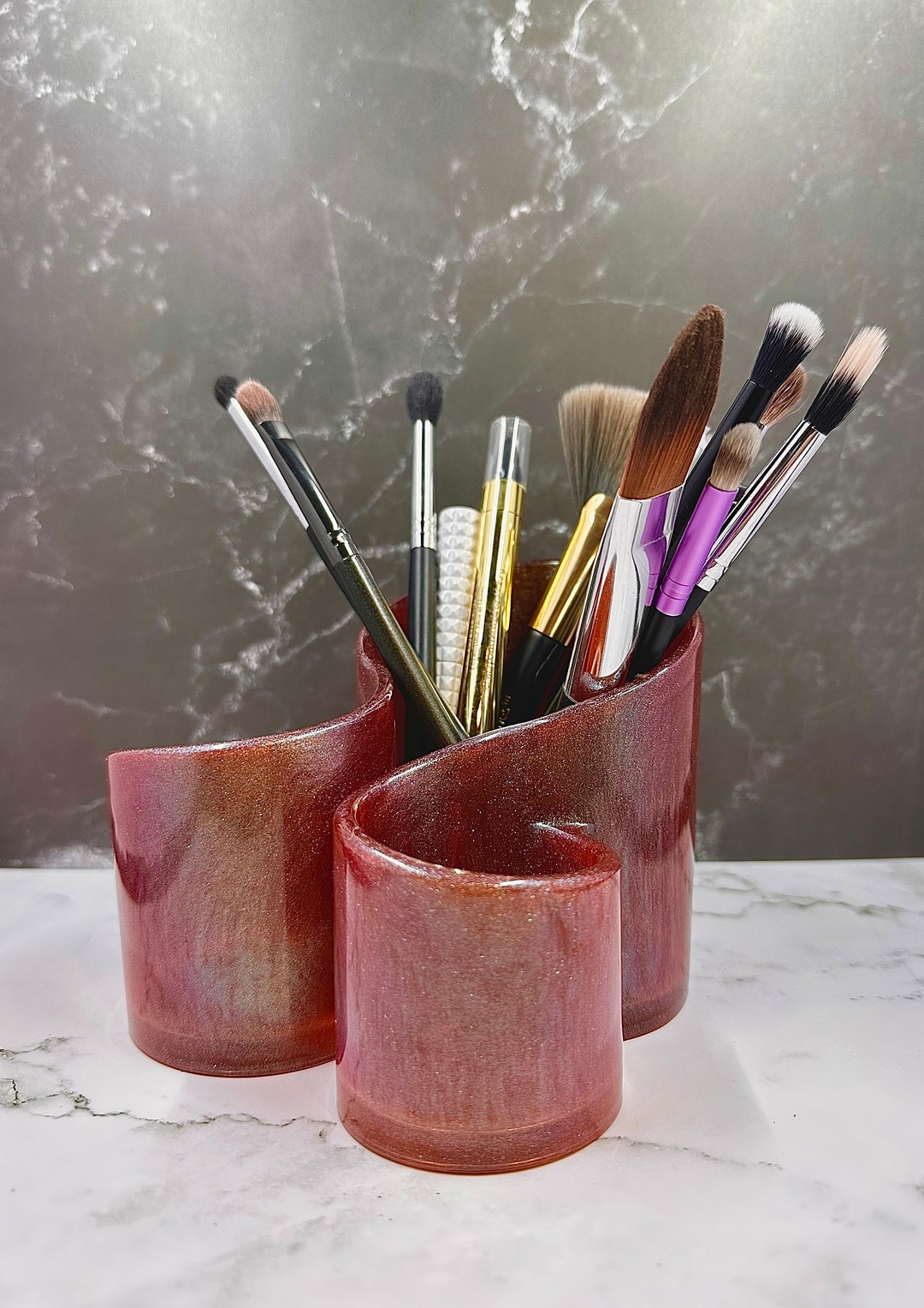 Color-shifting Resin Makeup Brush Holder and Pen Holder