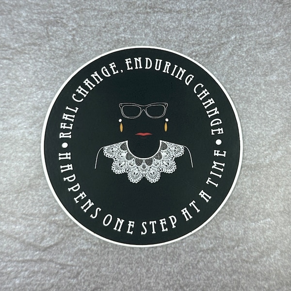 Adesivo per laptop impermeabile con citazione ispiratrice di Ruth Bader Ginsburg