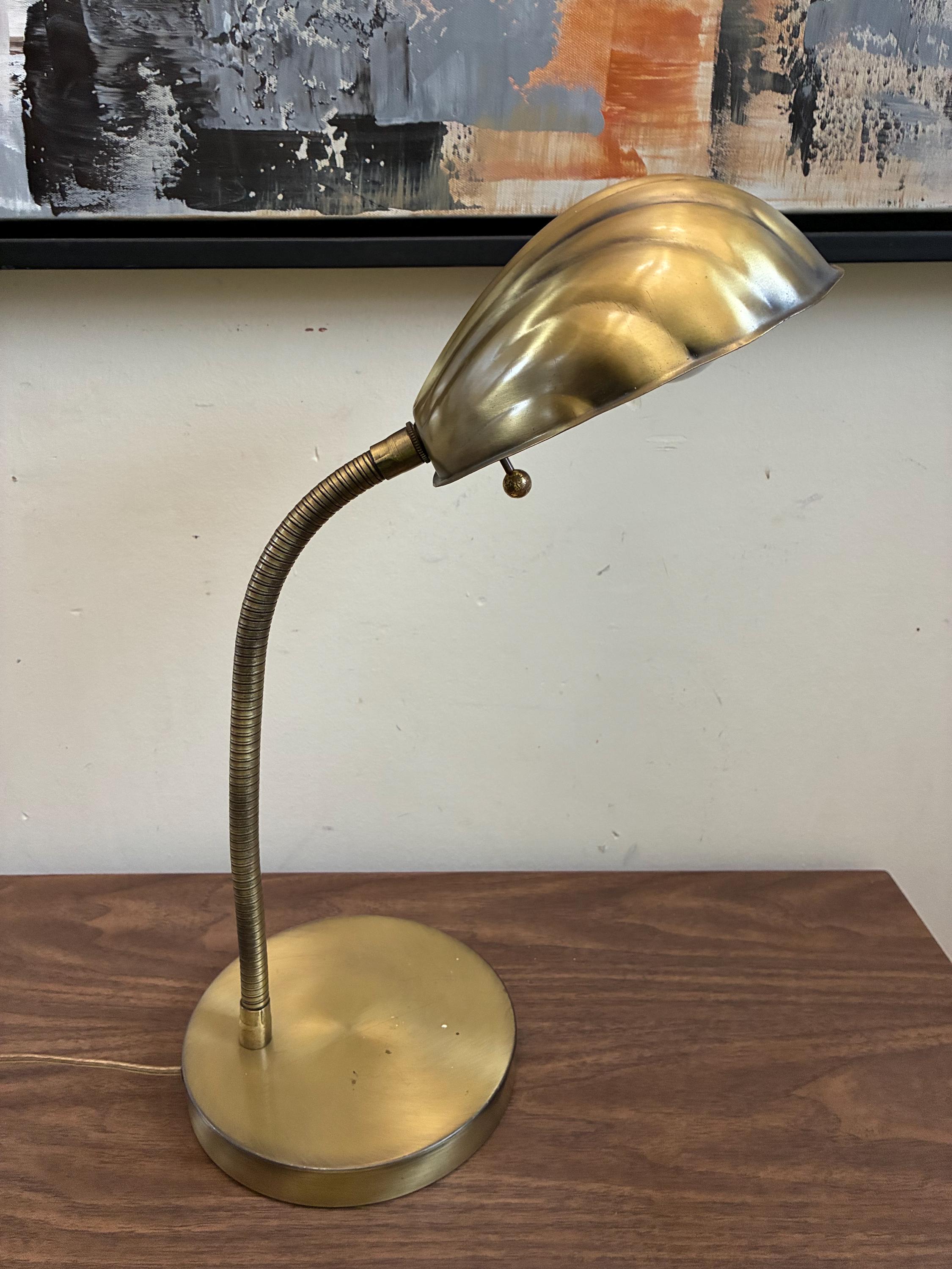 Vintage Clam Shell Lamp - Etsy