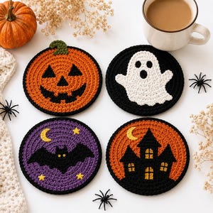 Gruselige Halloween-Häkelmuster für Untersetzer, 4er-PDF-Bundle mit Tassenuntersetzern, Kürbis-Geisterhaus- und Fledermaus-Deko, Sofort-Download