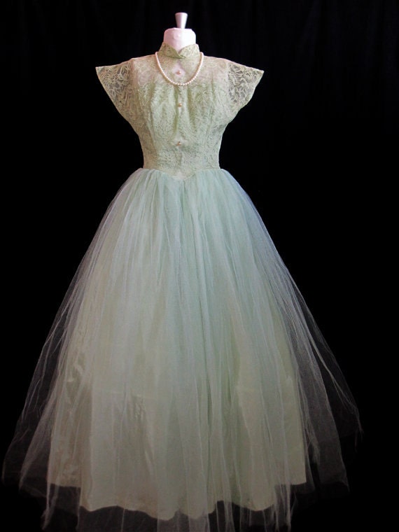 1950s Sweet Green Illusion Chantilly lace Sweethea