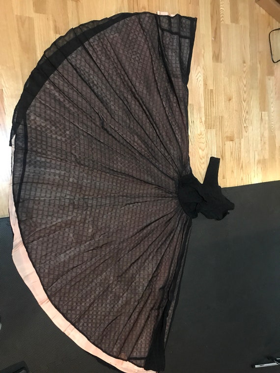 Stunning 1950s black circle skirt dress Peter Pan