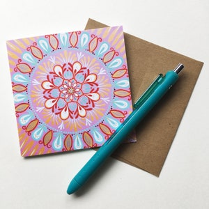 biglietto di auguri vuoto - regina danzante - biglietto quadrato vuoto incorniciabile con mandala art - arte in miniatura - biglietto di compleanno - biglietto vuoto