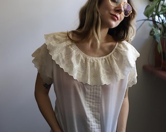Vintage 1970s 80s Judy Bond white eyelet ruffle blouse