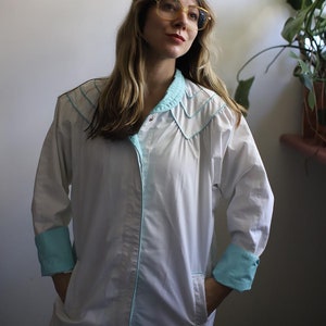 Vintage 1980s Current Seen white coat jacket light blue details