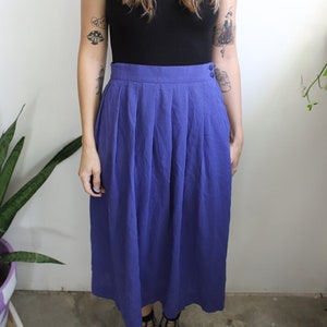 Vintage 1990s 26&quot; small minimalist dark cornflower blue high waist midi skirt