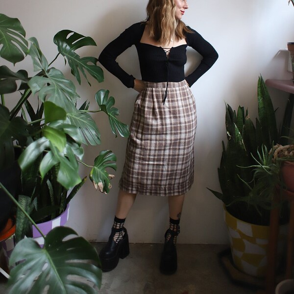 Vintage 1970s medium beige brown plaid high waist skirt