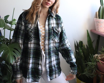 Vintage 1980s long sleeve plaid flannel shirt button down oxford top