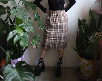 Vintage 1970s medium beige brown plaid high waist skirt