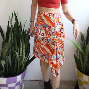 Vintage 2000s y2k 00s bright colorful skirt / high waisted 26&quot; / striped geo print - circles geometric