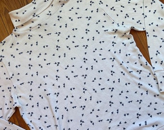 Vintage 1980s 90s hearts cupid&#39;s arrow print turtleneck shirt sweater