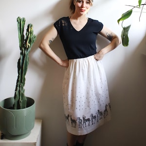 Vintage 1970s 80s JcPenney short sleeve black and white zebra novelty print shirtdress dress